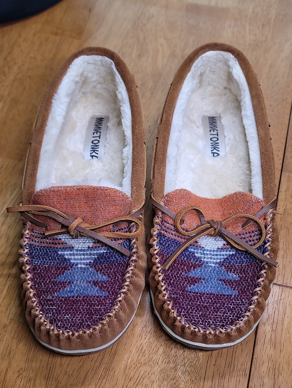 Minnetonka Brown Multicolor Aztec Moccasin Slippers